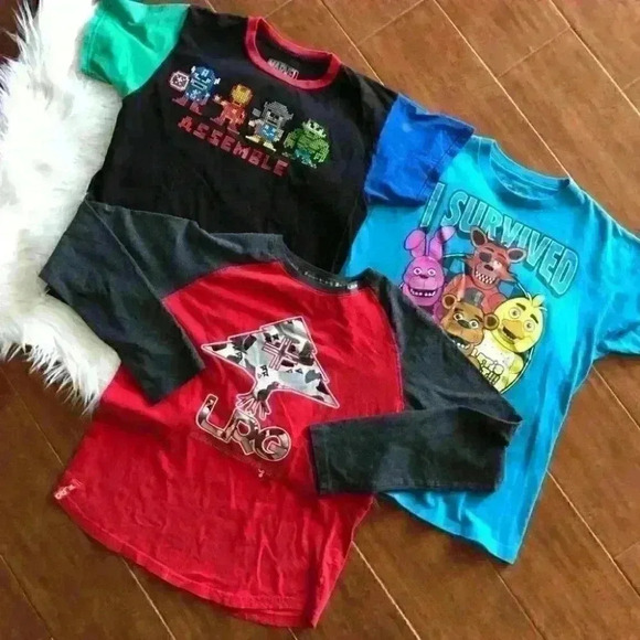 fnaf Other - lot of 3 -shirts boys youth size from medium to large youth